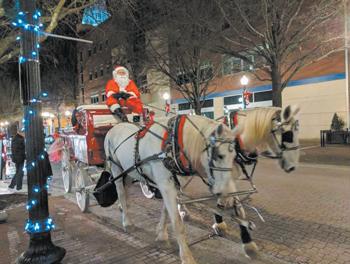 10Carriage rides with Santa