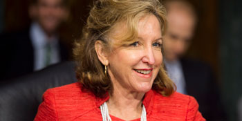 08 KAY HAGAN 