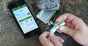 Hunting for hidden treasure at Clark Nature Center: A geocaching and letterboxing adventure 