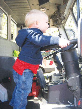 03-16-11-truck-touch-fundraiser.gif