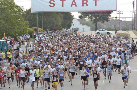 05-29-13-army-10-miler.gif