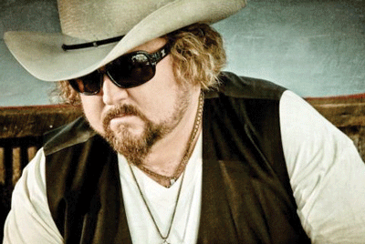 09-04-13-colt-ford-country-music.gif