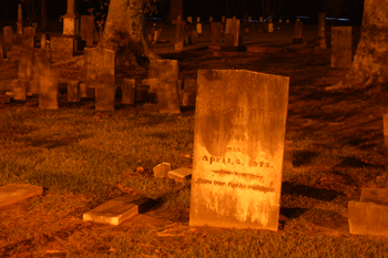 10-06-10-haunted-grave.gif