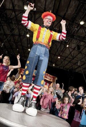 03-07-12-barnum-bash.jpg