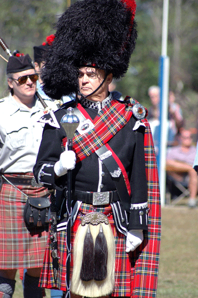 10-03-12-drum-major.gif